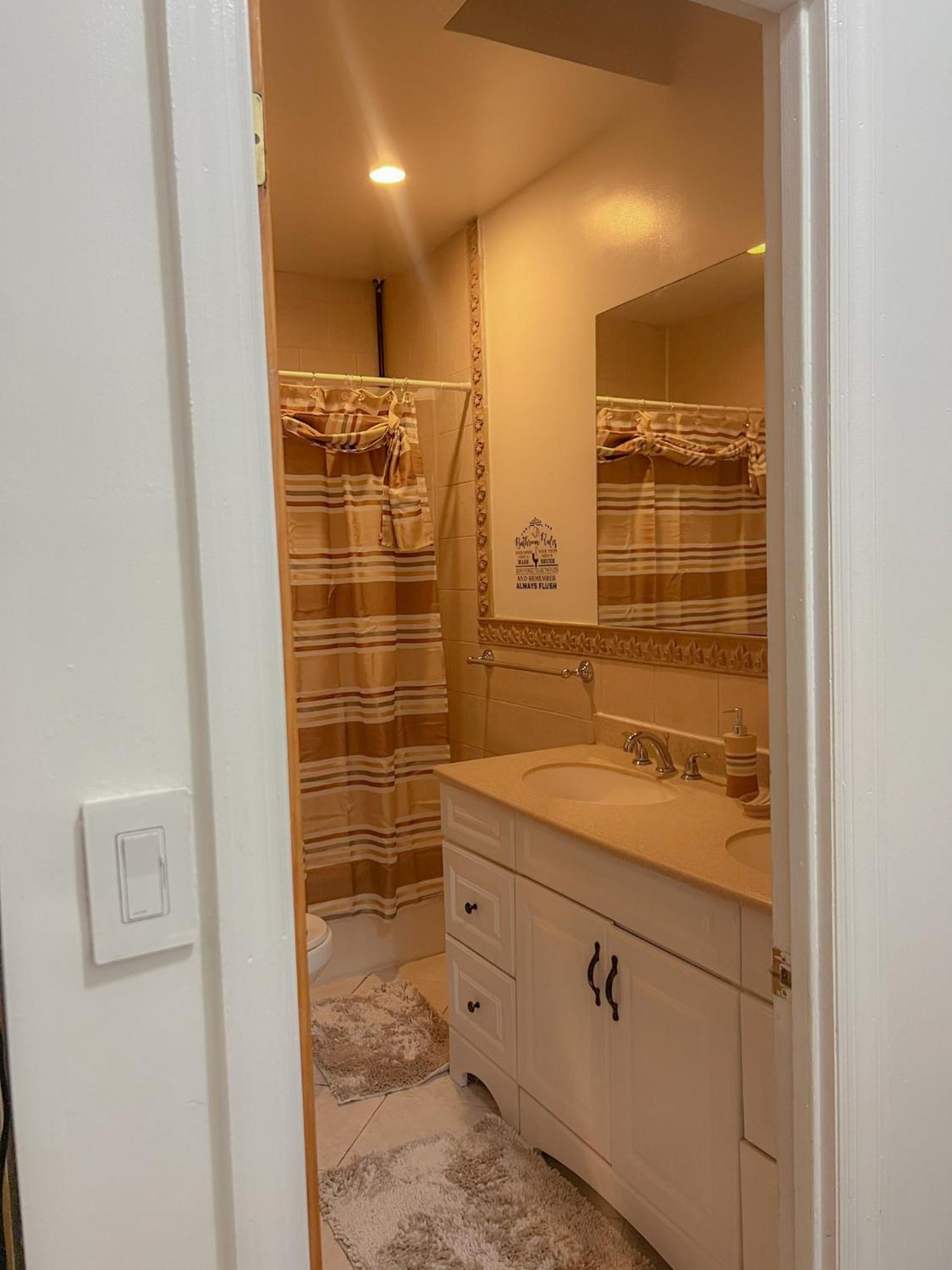 Apartamento 2 Bedroom Bliss In College Point Nueva York