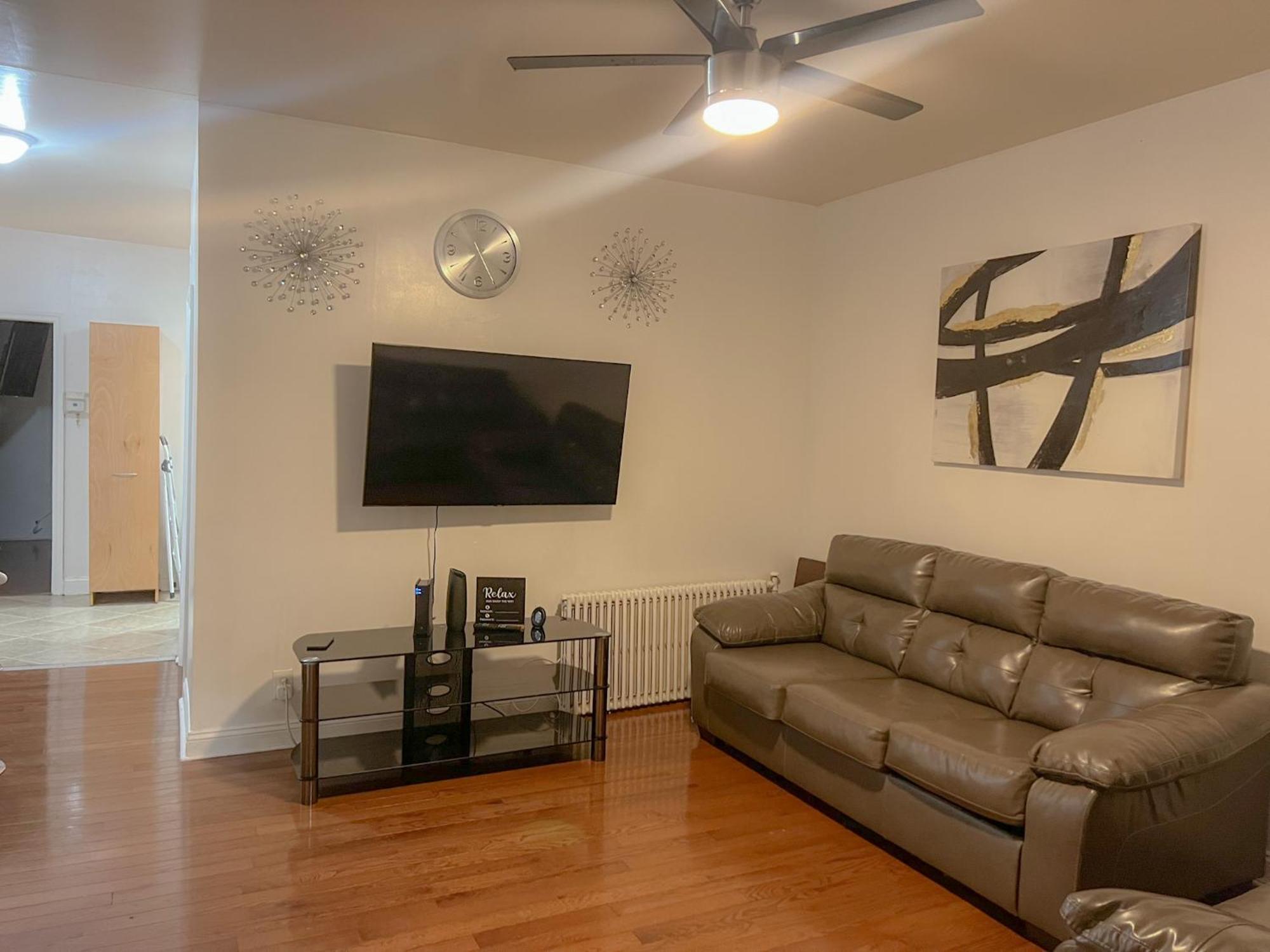 2 Bedroom Bliss In College Point * Nueva York