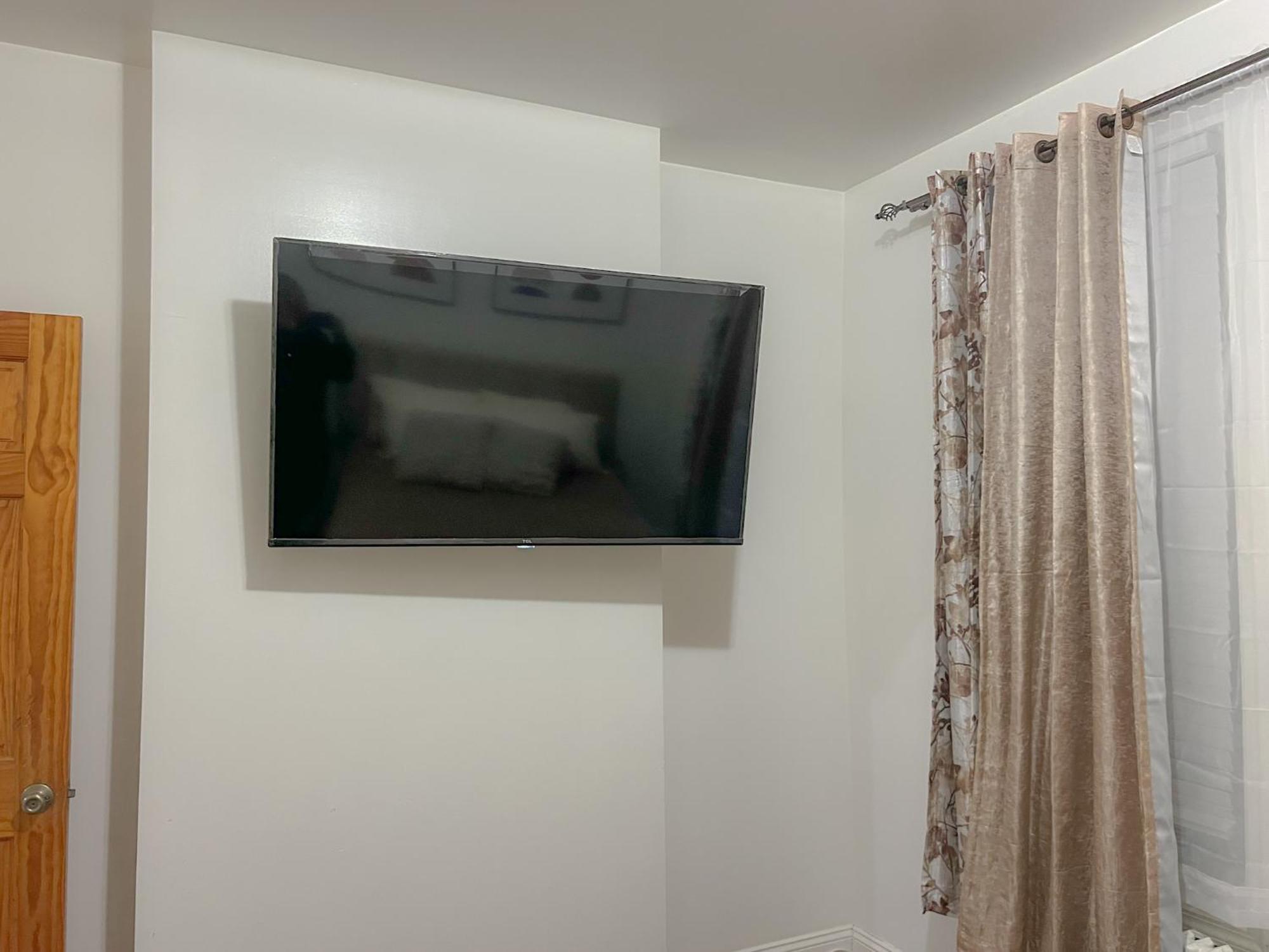 2 Bedroom Bliss In College Point * Nueva York